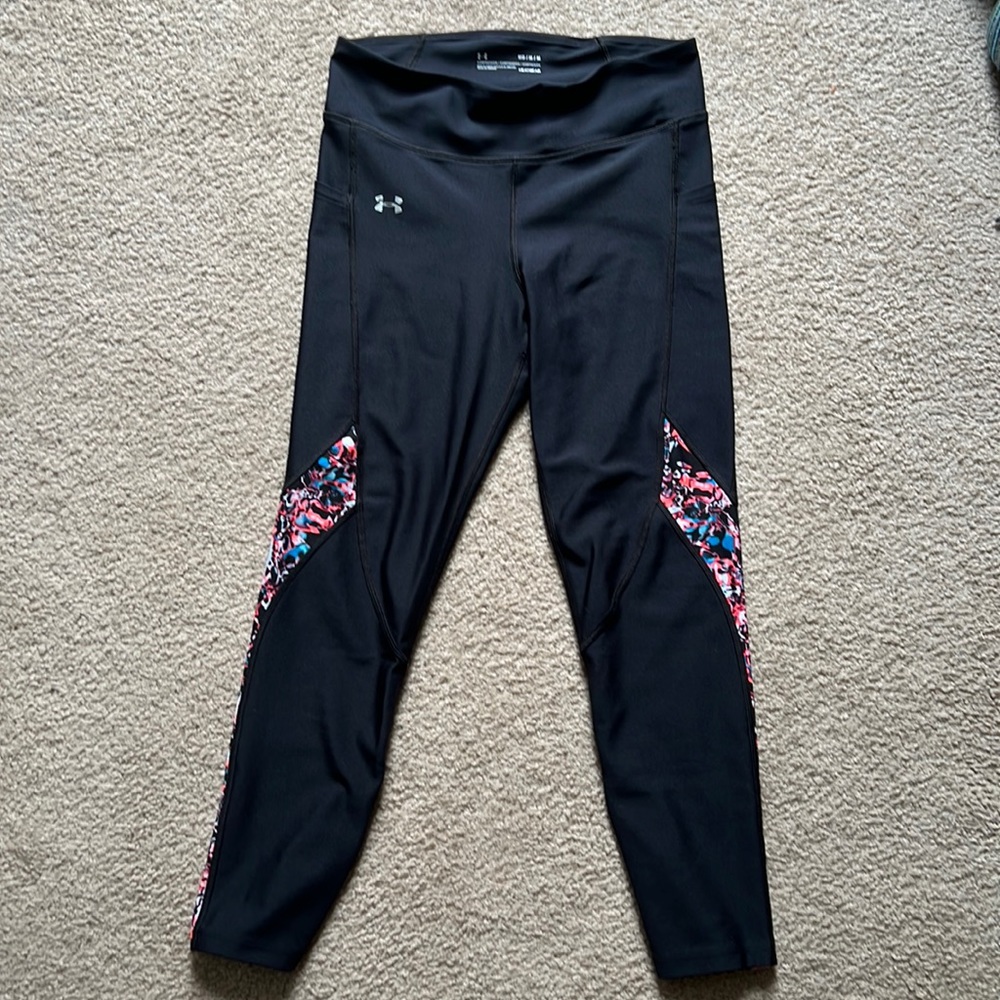 Under Armour workout leggings.